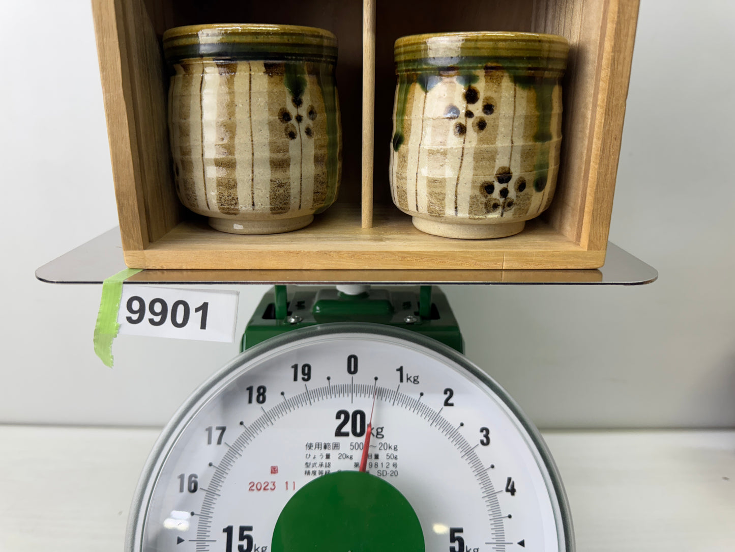 Y9901 YUNOMI Oribe-ware teacups set of 2 signed box Japan antique sencha tea cup