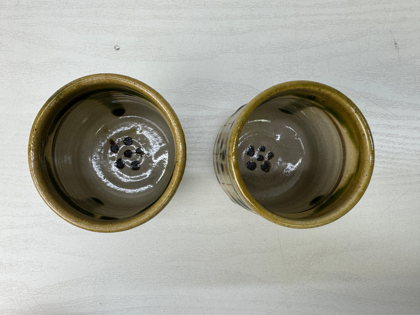 Y9901 YUNOMI Oribe-ware teacups set of 2 signed box Japan antique sencha tea cup