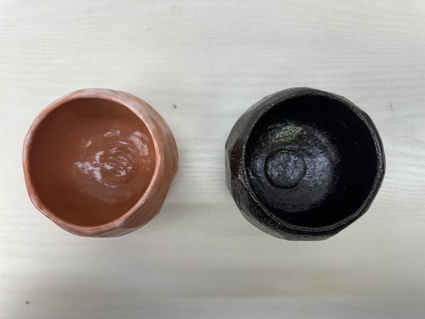 Y9902 CHAWAN Raku-ware bowl signed box beveled edges Japan antique tea ceremony