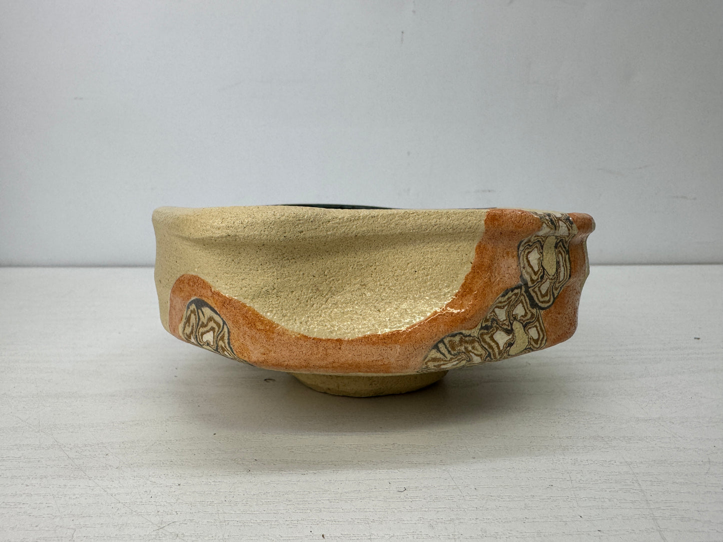Y9905 CHAWAN Oribe-ware kneaded bowl signed box Japan antique tea ceremony cup