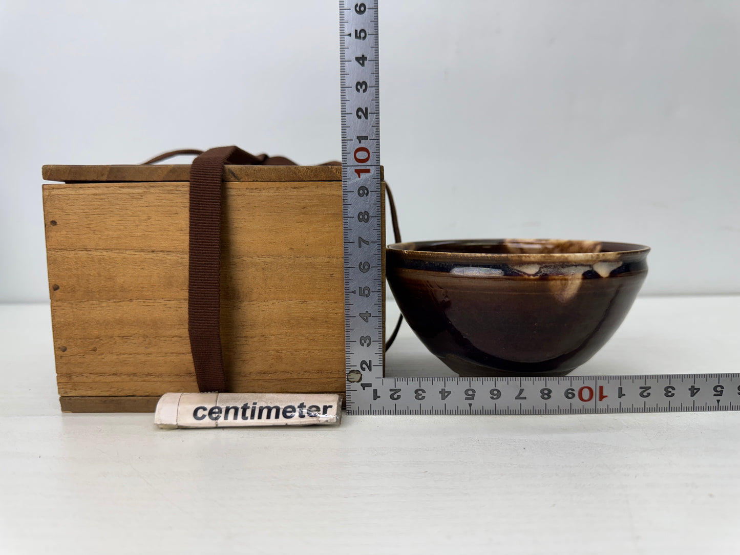 Y9909 CHAWAN Tenmoku bowl signed box Japan antique tea ceremony pottery cup