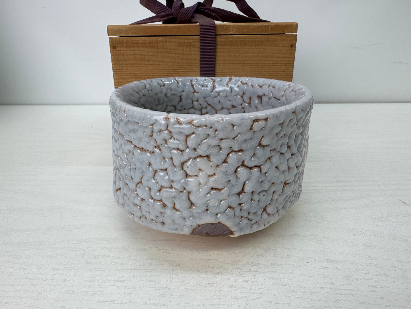 Y9911 CHAWAN Shino-ware bowl signed box Japan antique tea ceremony pottery cup