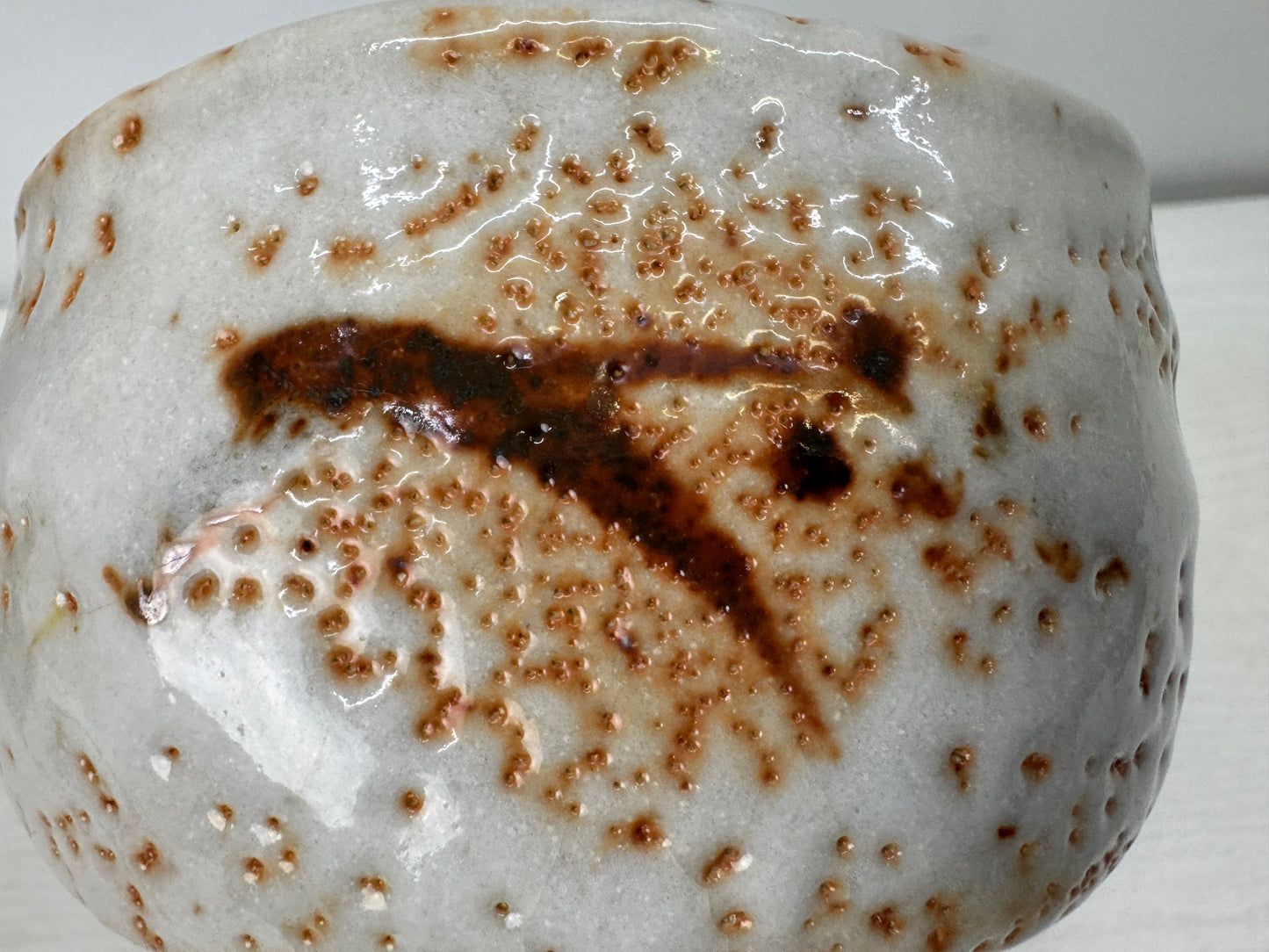 Y9912 CHAWAN Shino-ware bowl signed box Japan antique tea ceremony pottery cup