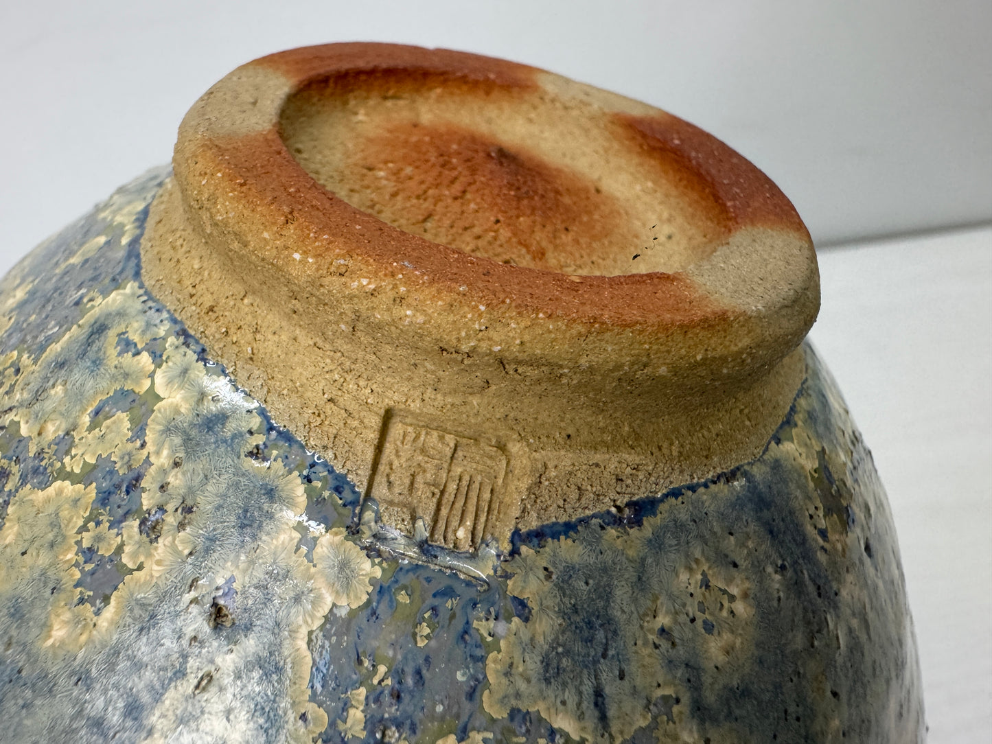 Y9915 CHAWAN Shigaraki-ware flat bowl signed box Japan antique tea ceremony cup