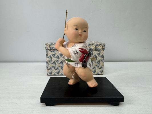Y9916 NINGYO Hakata doll Crab fishing child Showa retro Japan vintage figurine