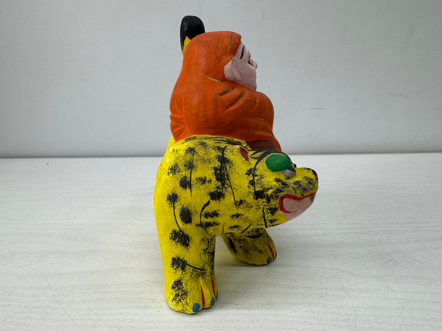 Y9917 NINGYO ceramic Fushimi doll Daruma riding a tiger Japan vintage figurine