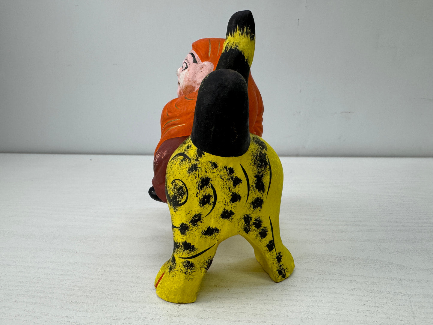 Y9917 NINGYO ceramic Fushimi doll Daruma riding a tiger Japan vintage figurine