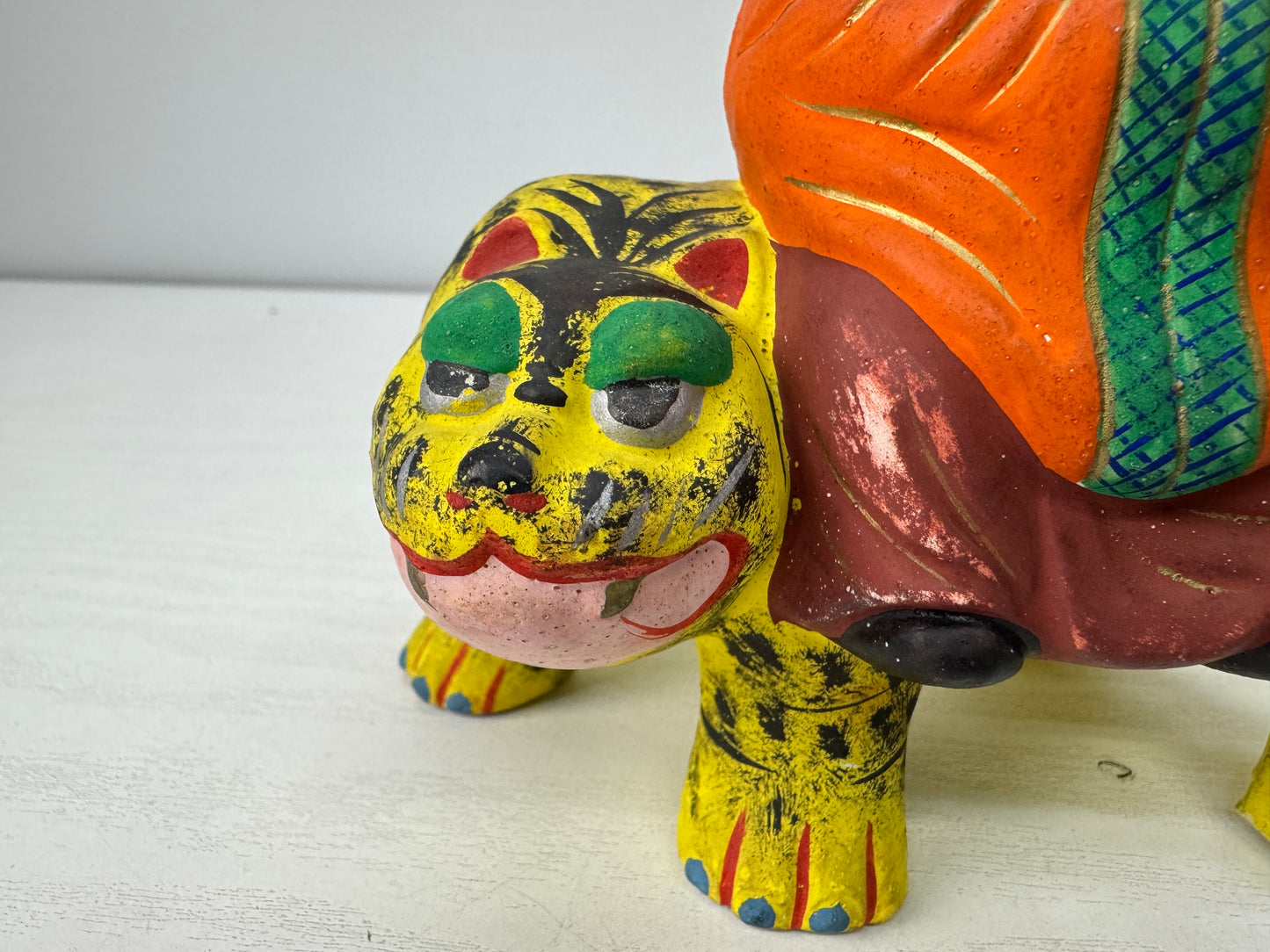 Y9917 NINGYO ceramic Fushimi doll Daruma riding a tiger Japan vintage figurine