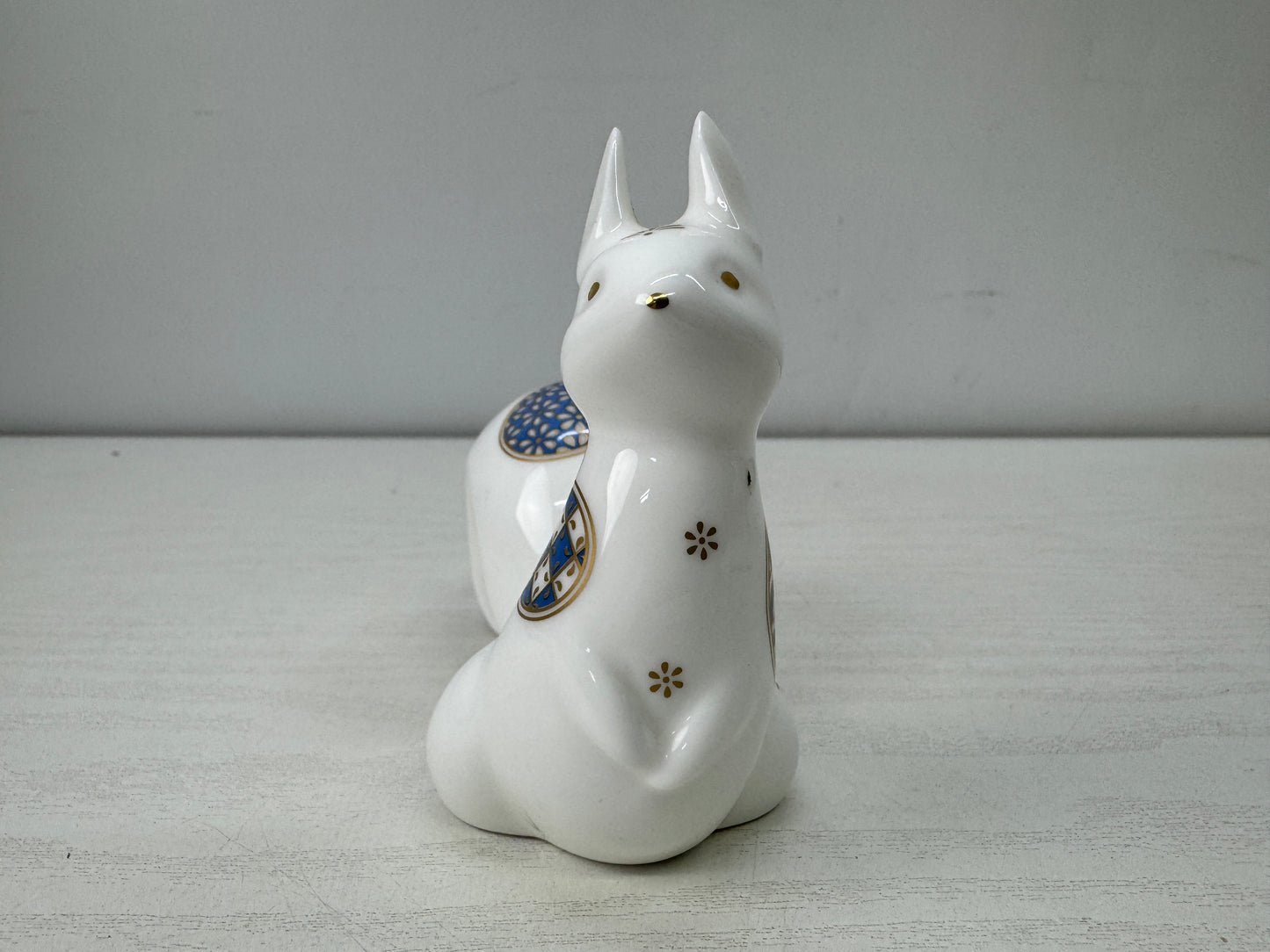 Y9919 OKIMONO Noritake ceramic Squirrel figurine signed Japan antique interior