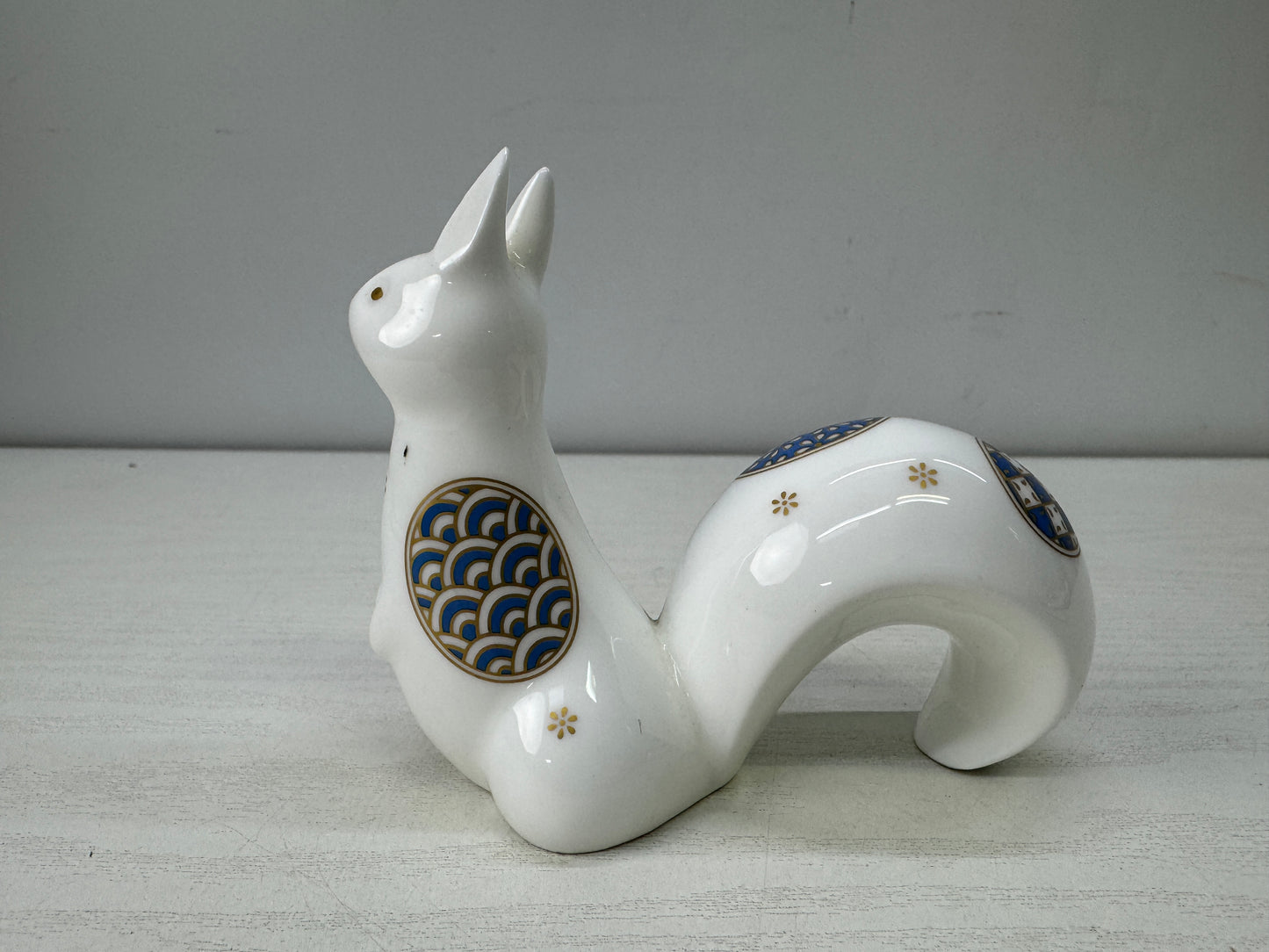 Y9919 OKIMONO Noritake ceramic Squirrel figurine signed Japan antique interior