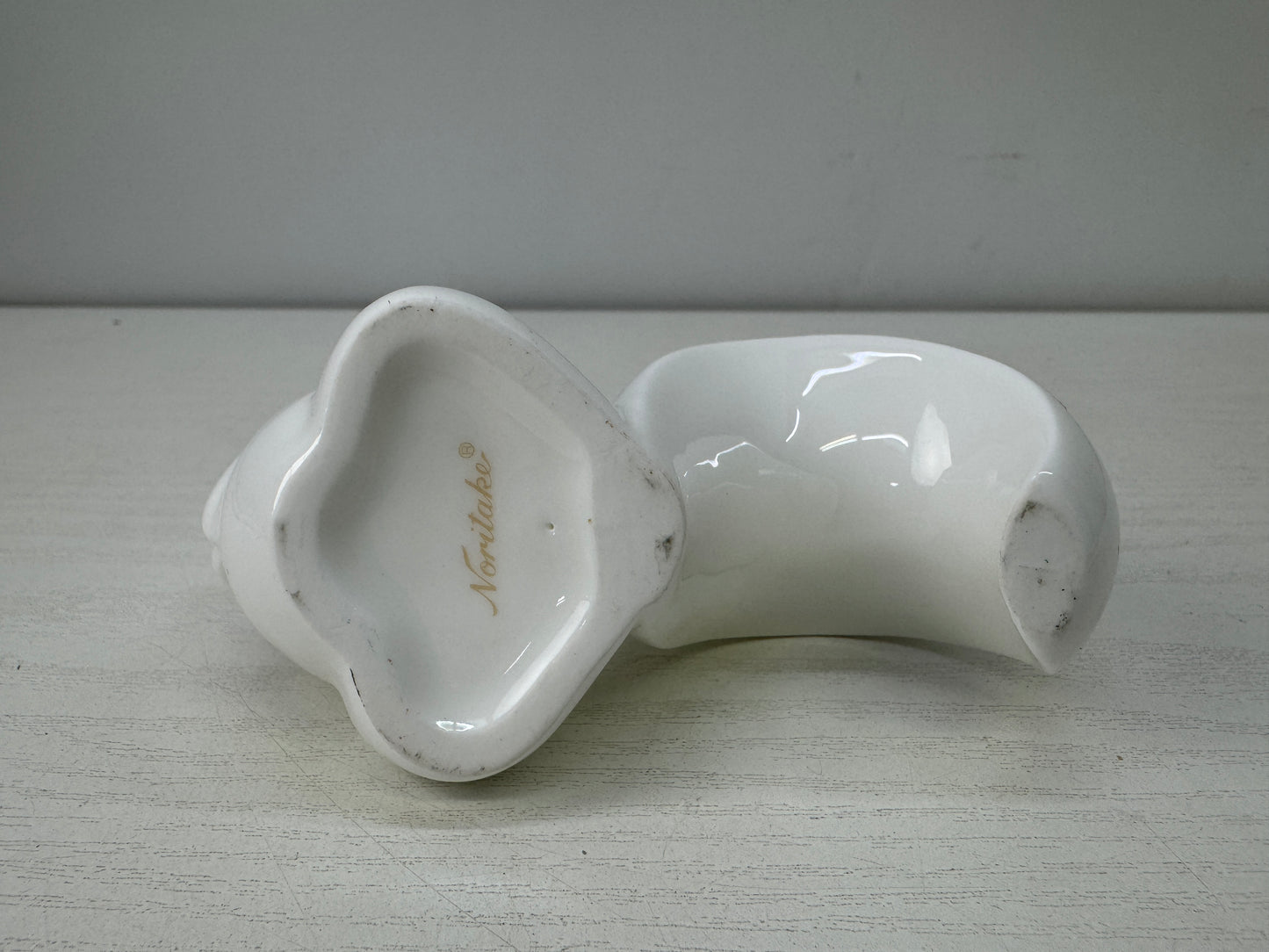 Y9919 OKIMONO Noritake ceramic Squirrel figurine signed Japan antique interior