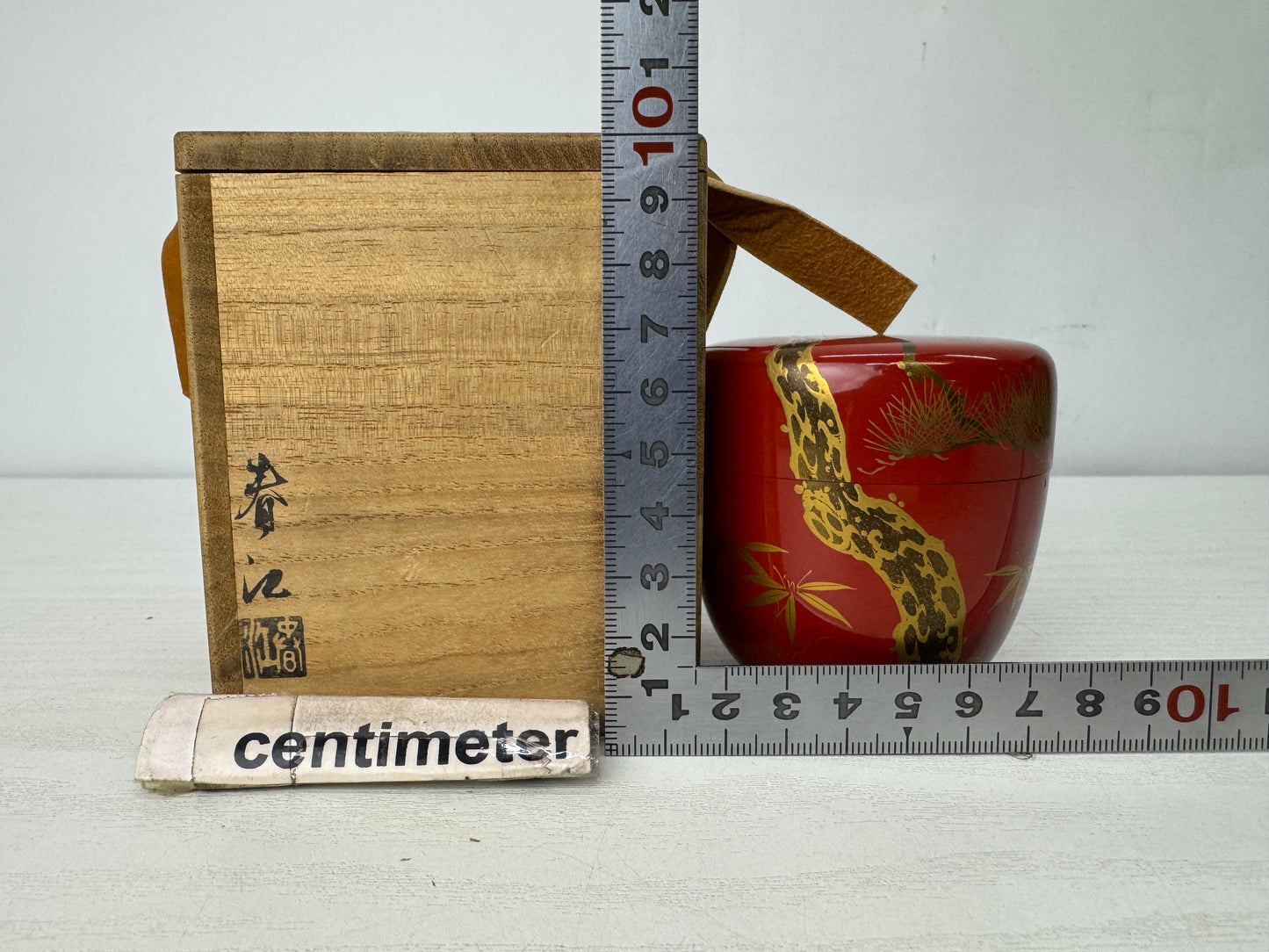 Y9927 TEA CADDY Makie Natsume pine signed box Japan antique matcha container