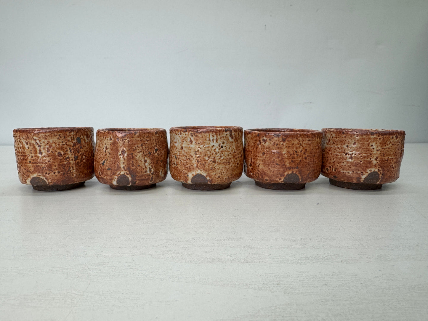 Y9931 CHAWAN Shino-ware sake cup set of 5 signed box Japan antique tableware