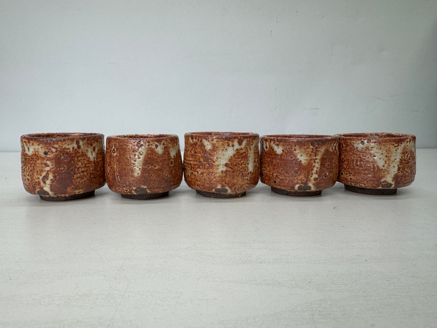 Y9931 CHAWAN Shino-ware sake cup set of 5 signed box Japan antique tableware