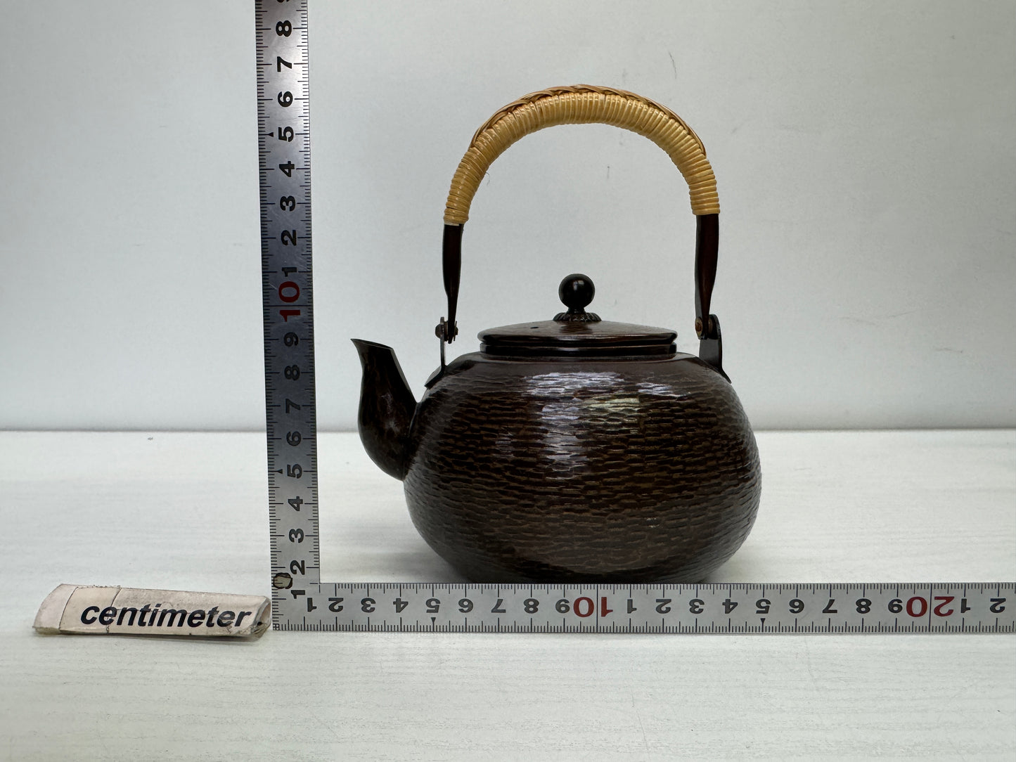 Y9940 KETTLE Copper hammered tea pot water jug Japan antique kitchen cooking