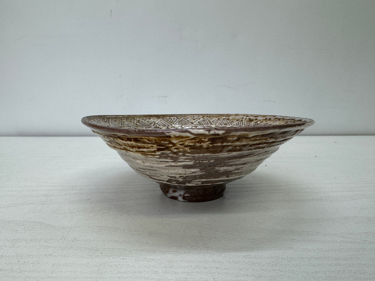 Y9942 CHAWAN Mishima bowl signed box Japan antique tea ceremony pottery cup