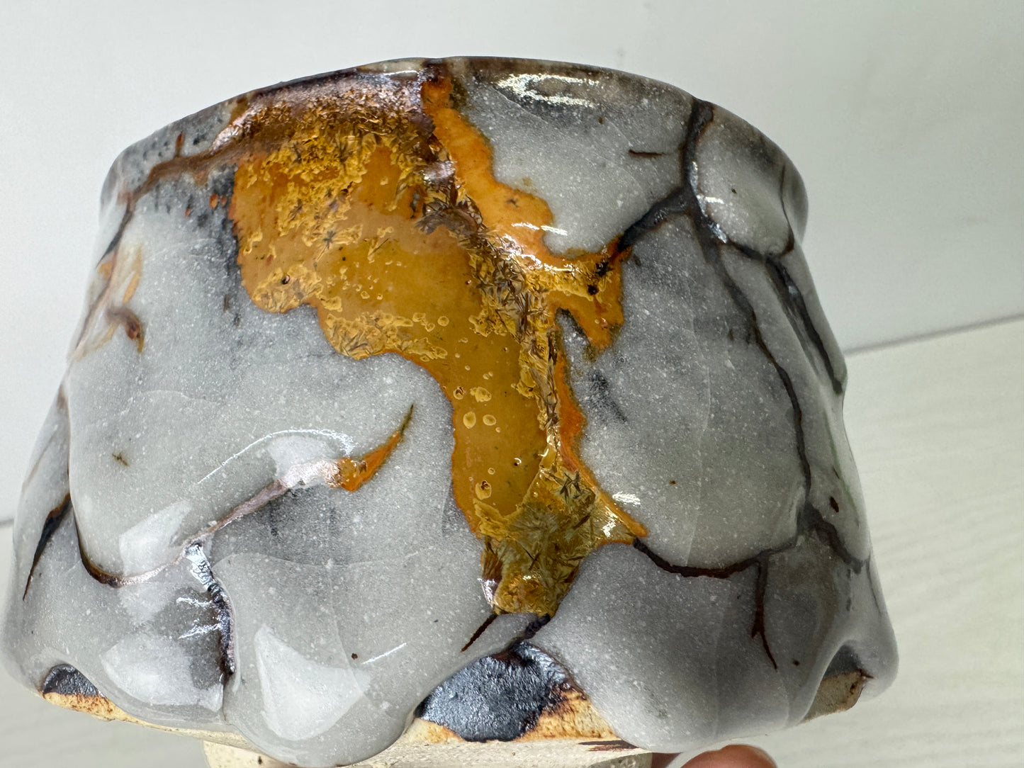 Y9971 CHAWAN Shino-ware bowl signed box Japan antique tea ceremony pottery cup