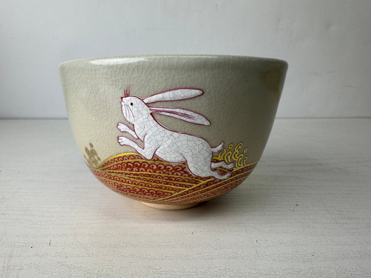 Y9973 CHAWAN Banko-ware bowl signed box Wave Rabbit Japan antique tea ceremony