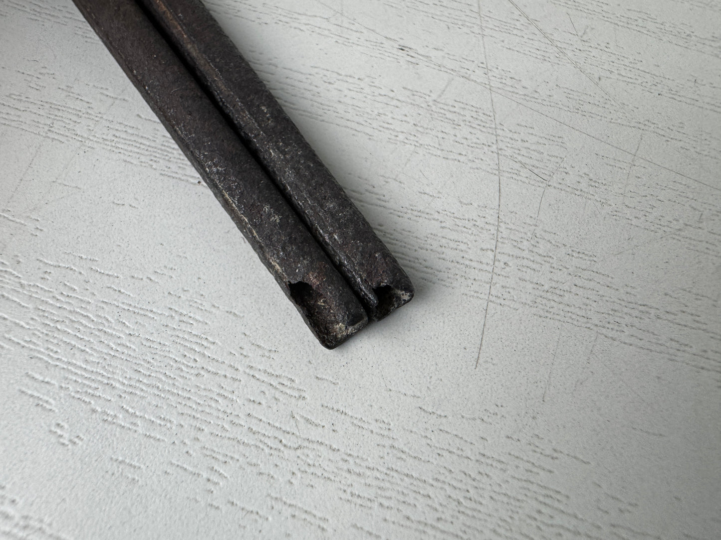 Y9977 HIBASHI Iron chopsticks fire tongs Japan Tea Ceremoy utensils antique