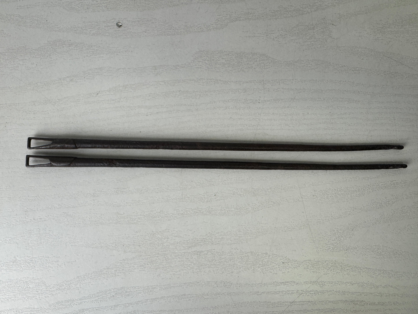 Y9978 HIBASHI Iron chopsticks fire tongs signed box Japan Tea Ceremoy antique