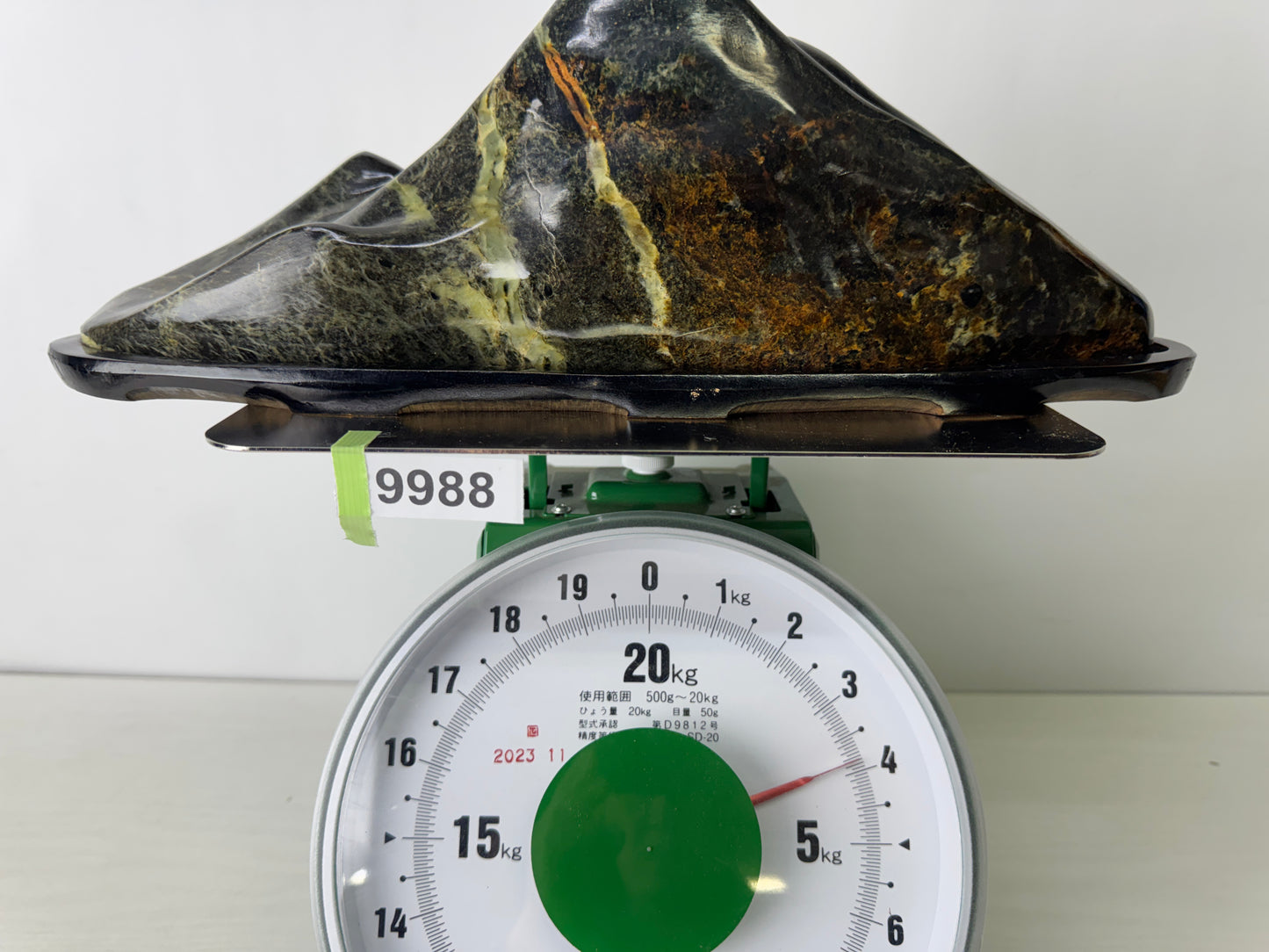 Y9988 OKIMONO Suiseki viewing stone wooden stand Japan antique interior ornament