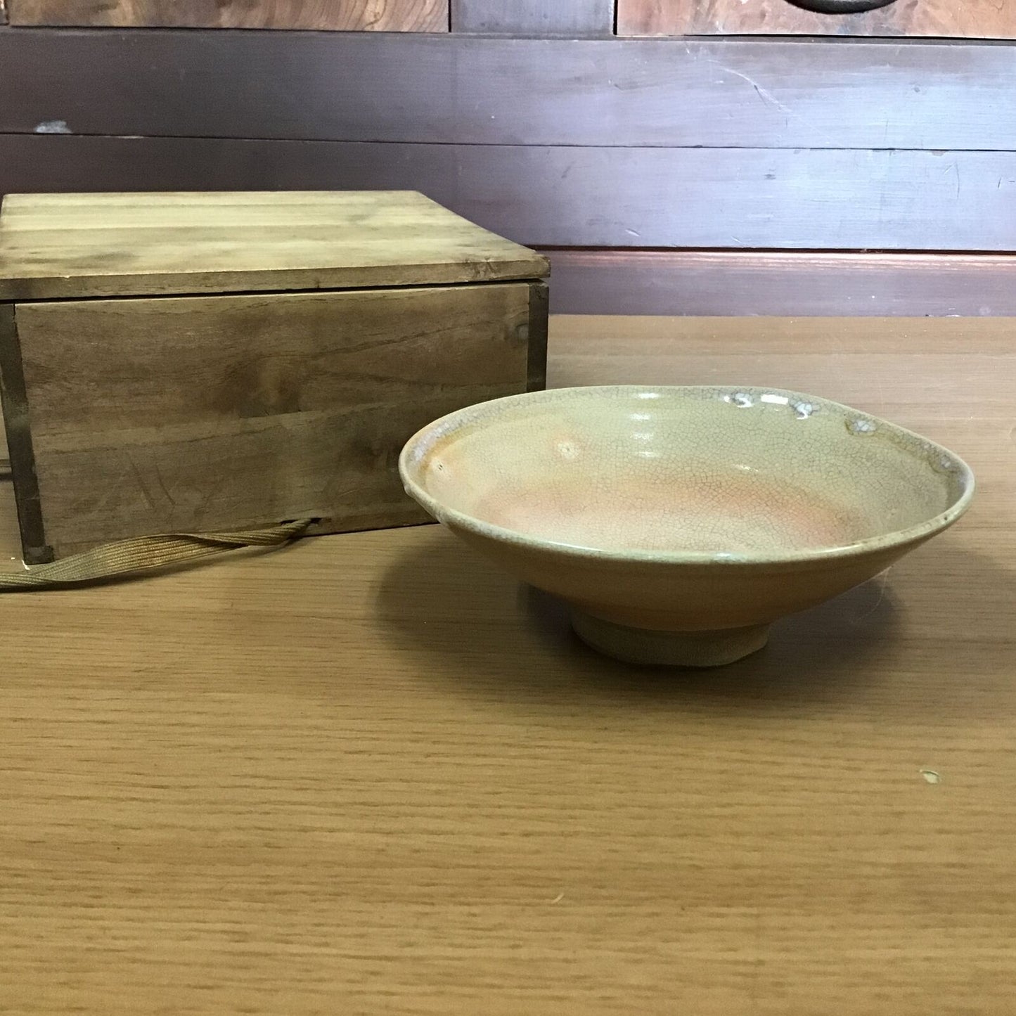 Y1058 CHAWAN Hagi-ware flat bowl box tea ceremony Japanese pottery antique Japan