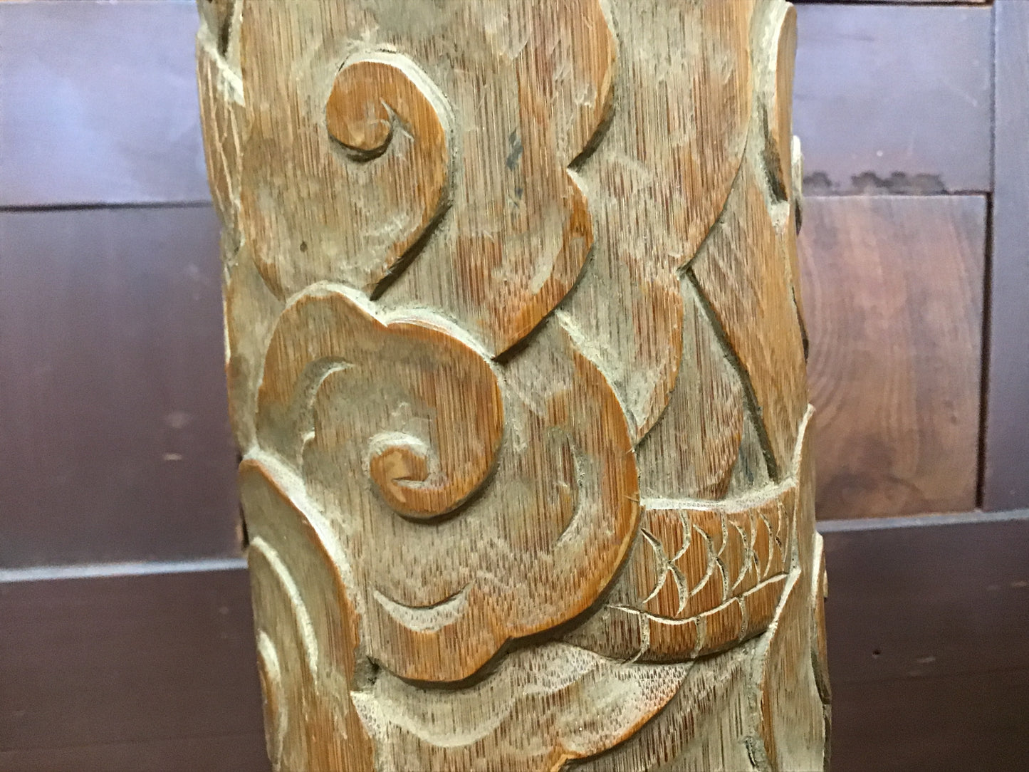 Y1111 FLOWER VASE Bamboo dragon carving signed Japanese antique ikebana kabin