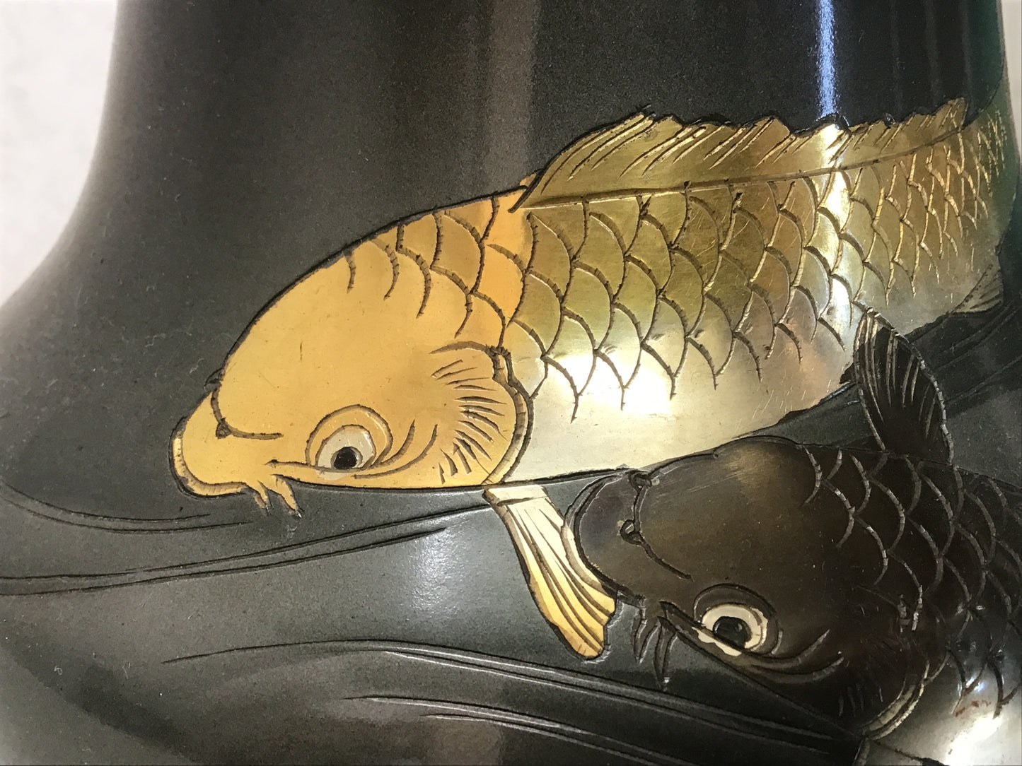 Y1388 FLOWER VASE cast copper Koi fish interior Japan antique ikebana kabin