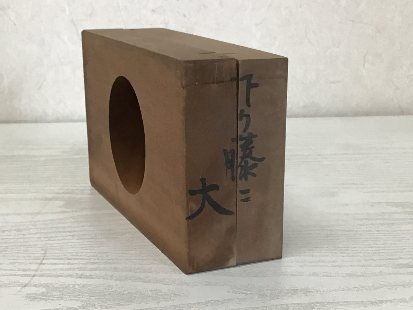 Y1556 KASHIGATA crest wisteria Japanese vintage Wooden Pastry Mold wagashi