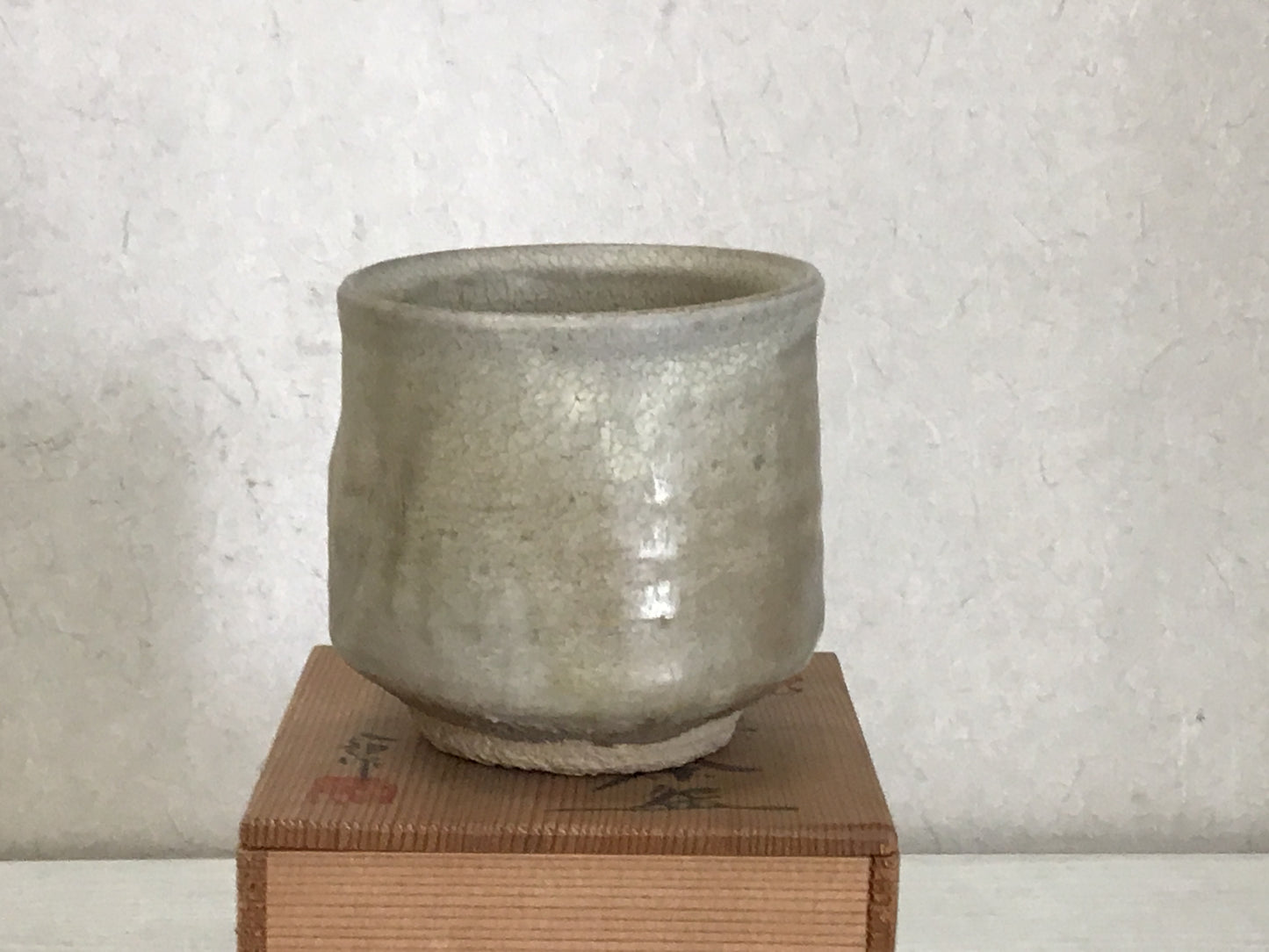 Y1586 CHAWAN Seto-ware signed box Japanese bowl pottery Japan tea ceremony