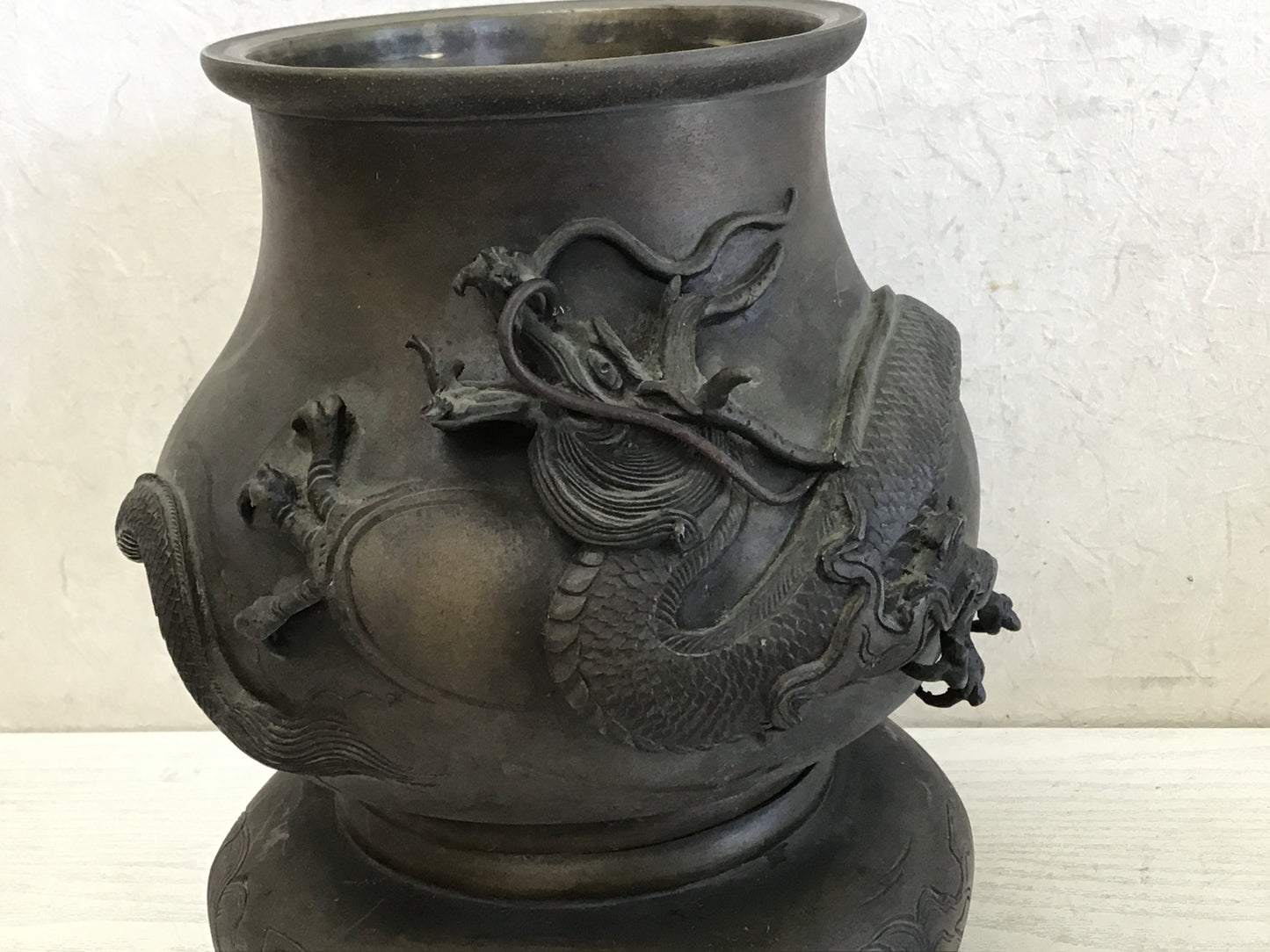 Y1722 FLOWER VASE Copper metal pot dragon Japan antique ikebana kabin interior