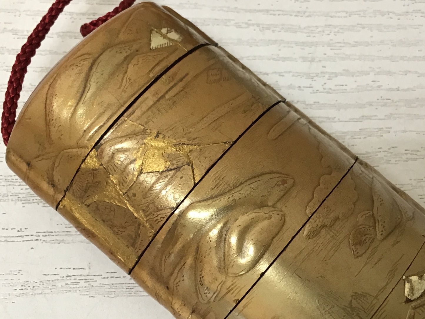 Y1742 INROU Pill Box gold lacquer Kajikawa netsuke Japanese antique traditional