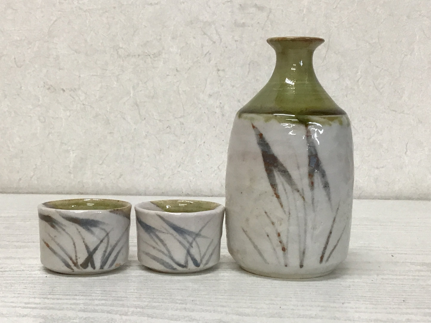 Y1850 CHOUSHI Oribe-ware signed box sake Japanese antique Japan pottery