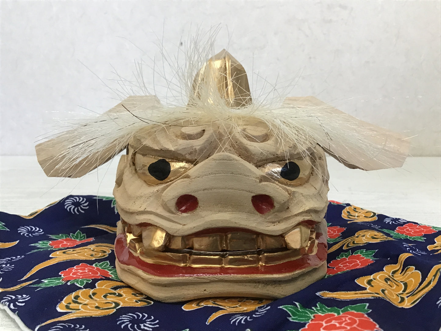 Y1993 OKIMONO Lion Head figure wood carving signed box Japan antique decor