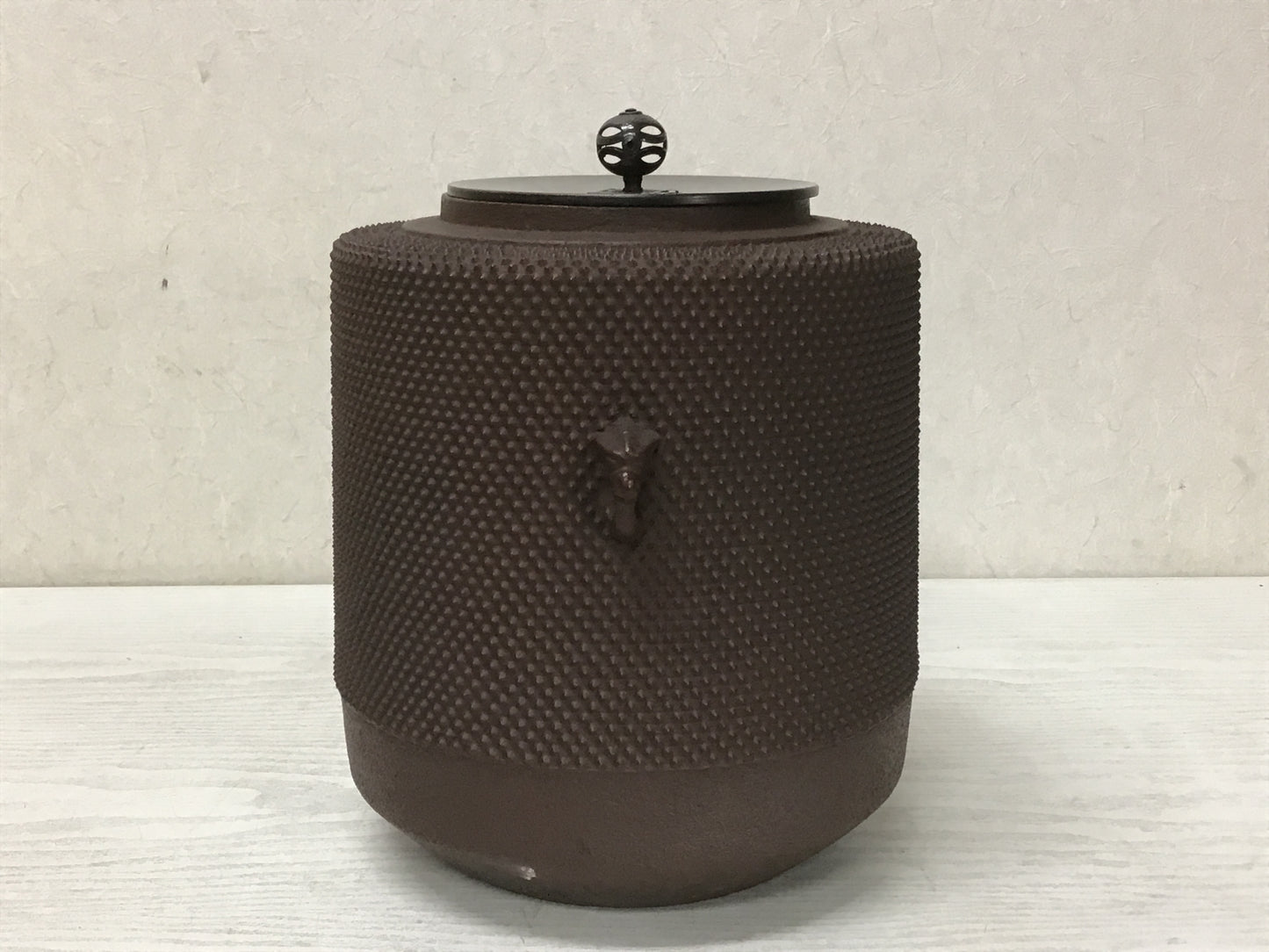 Y2044 CHAGAMA Iron Arare pattern Shozo Kawabata signed box Kettle Teapot antique