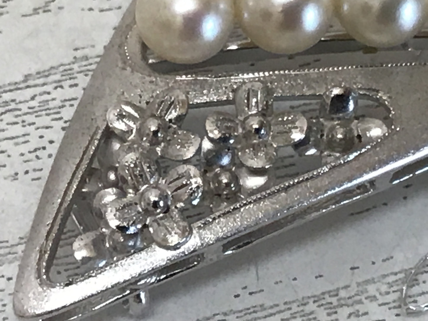 Y2301 OBIDOME Sash Clip brooch Pearl Silver metal fittings Japan Kimono antique
