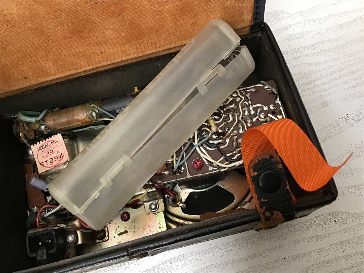Y2340 RADIO NATIONAL PANASONIC R-145 transistor portable Japan vintage news