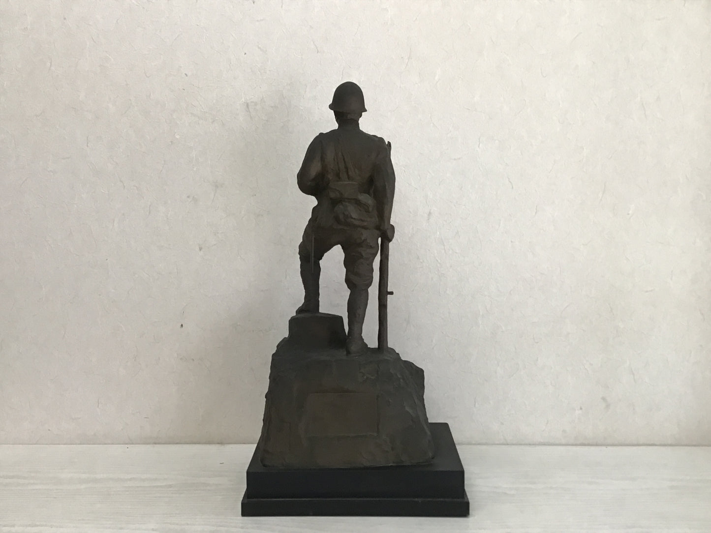 Y2410 STATUE Jitsuzo Hinago Copper figure Army soldier signed box Japan vintage
