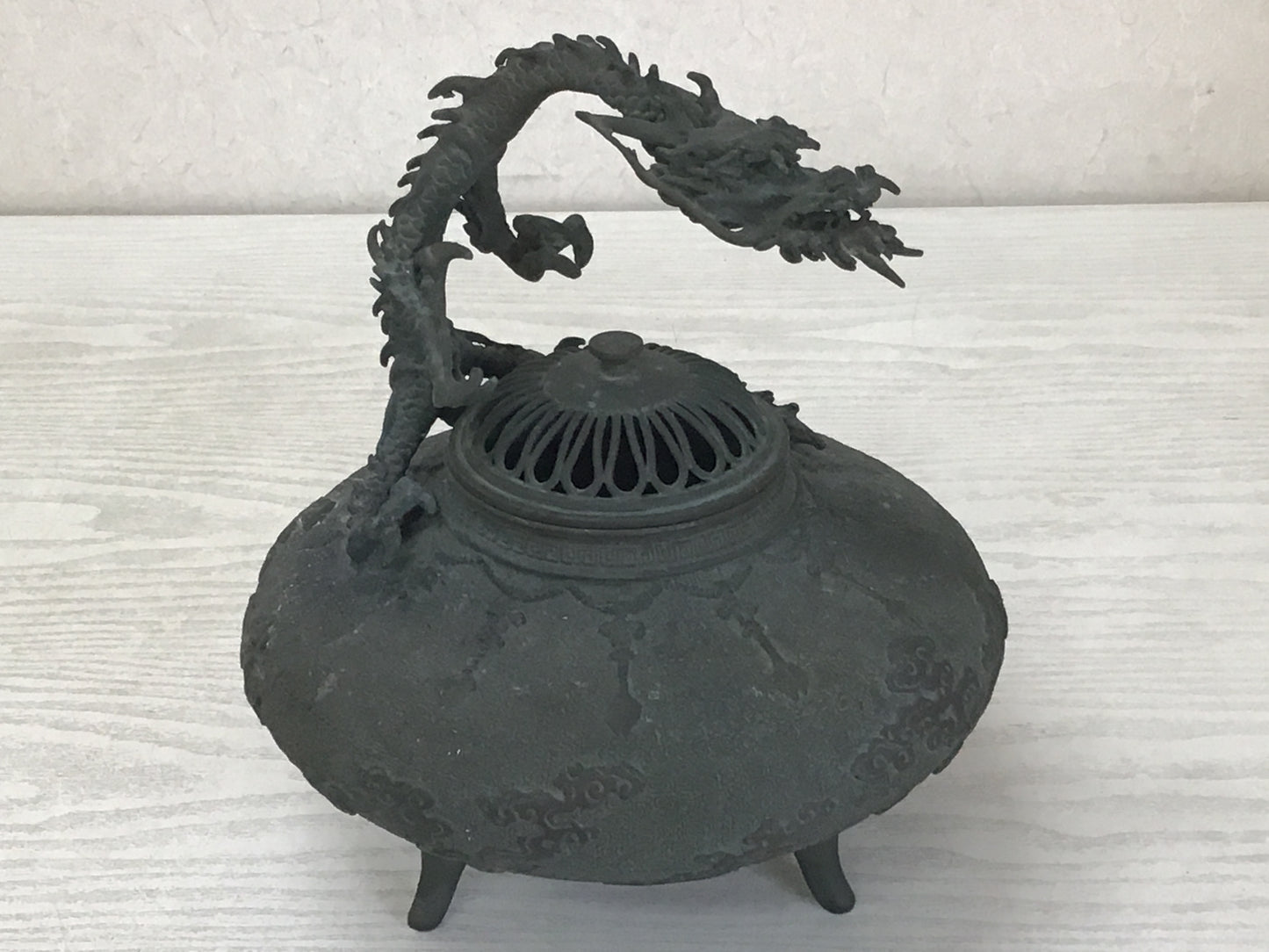 Y2493 KOURO Copper Dragon signed Japan antique Incense Burner fragrance aroma