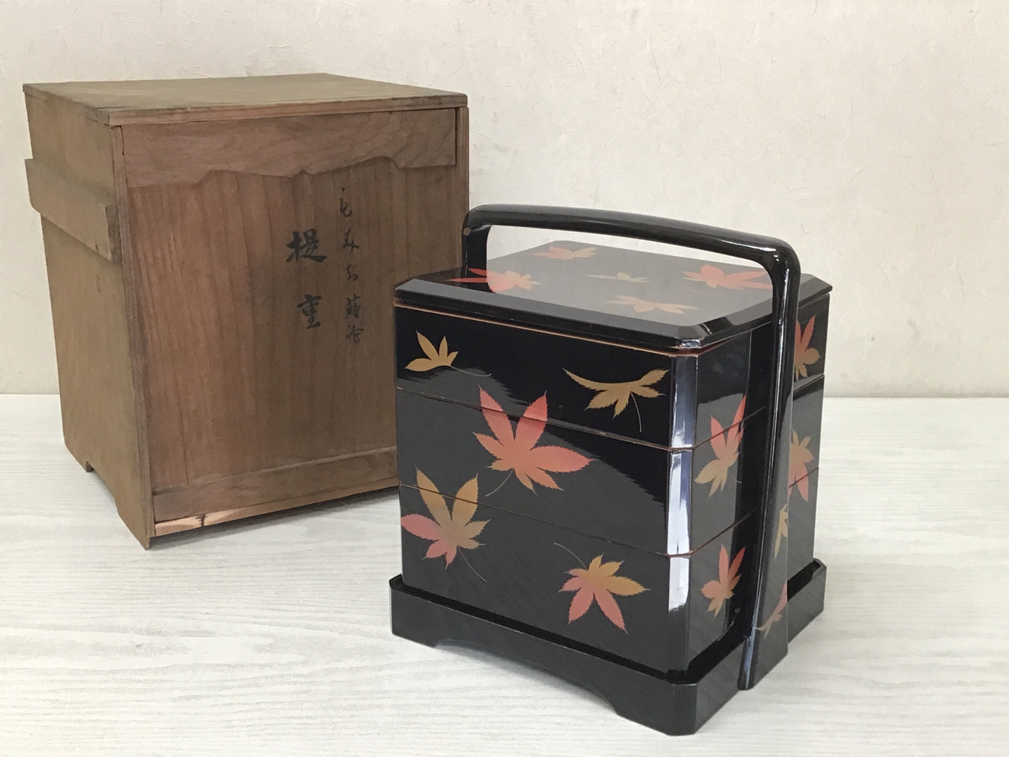 Y2507 BOX Lacquered autumn leaves Makie lacquer Japanese antique Japan vintage