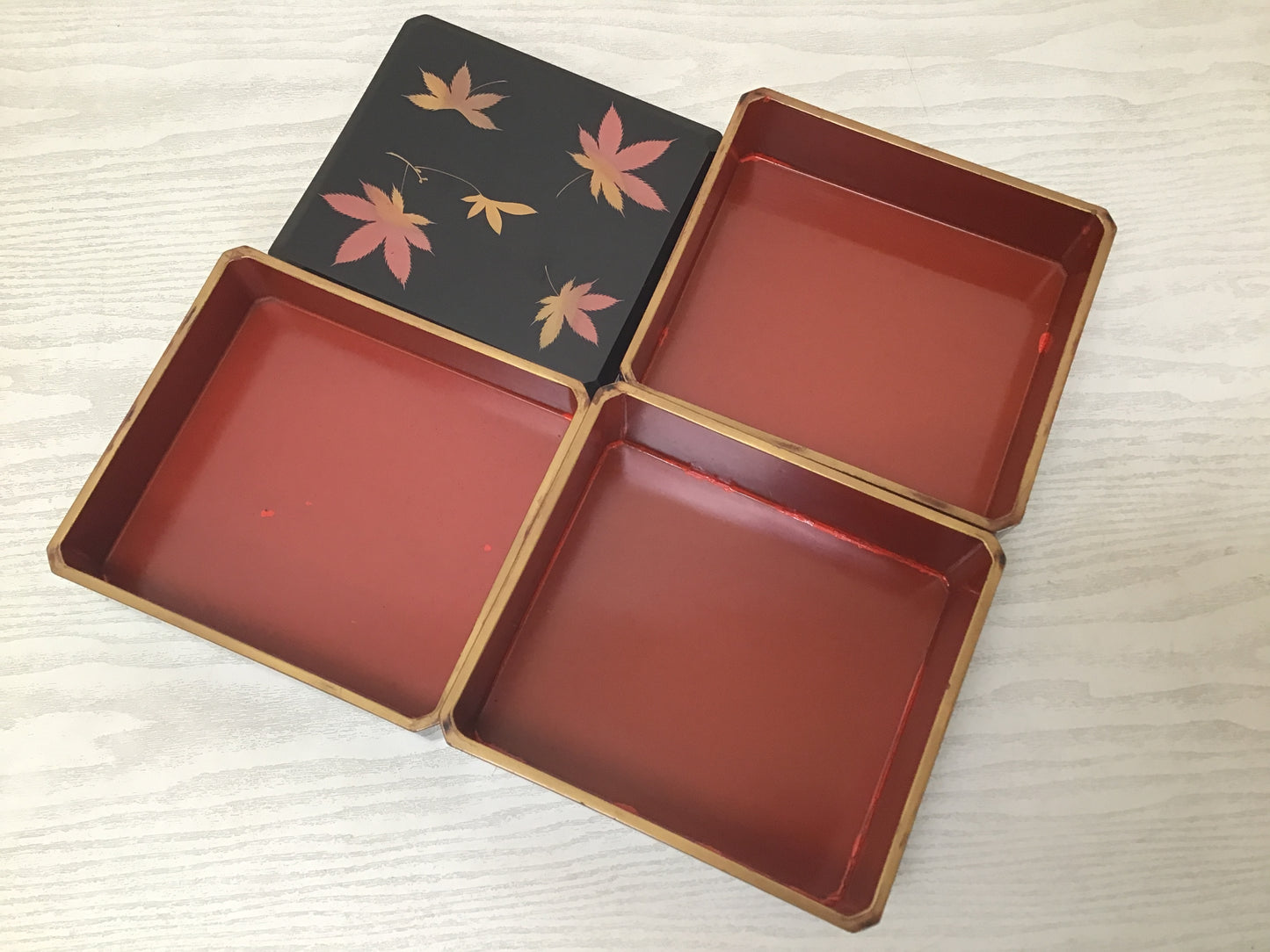 Y2507 BOX Lacquered autumn leaves Makie lacquer Japanese antique Japan vintage