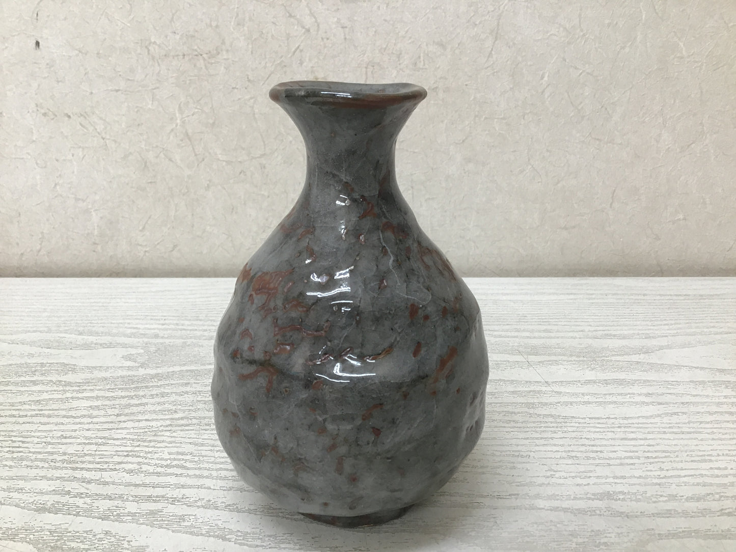 Y2626 CHOUSHI Shino-ware Tokkuri sake bottle signed box Japanese vintage antique