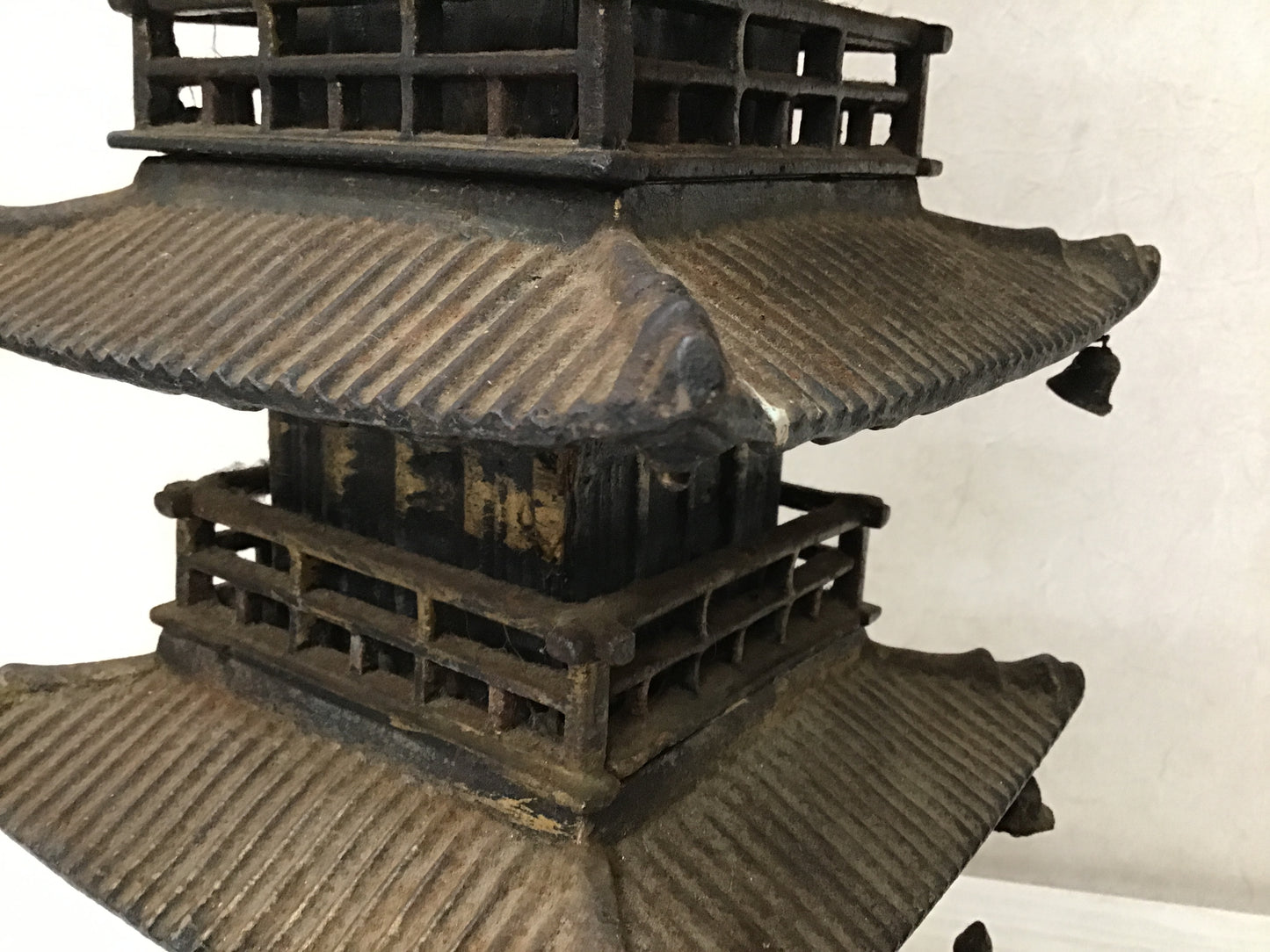 Y2673 OKIMONO Iron Five-storied Pagoda figure Japan antique decor interior