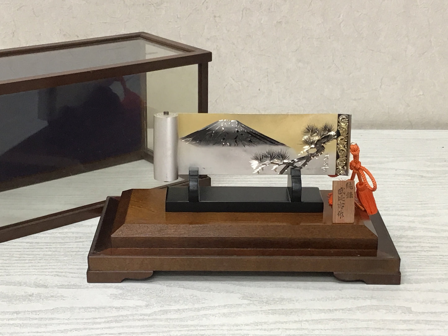 Y2677 OKIMONO Sterling Silver Scroll Mt.Fuji Pine glass case Japan antique decor