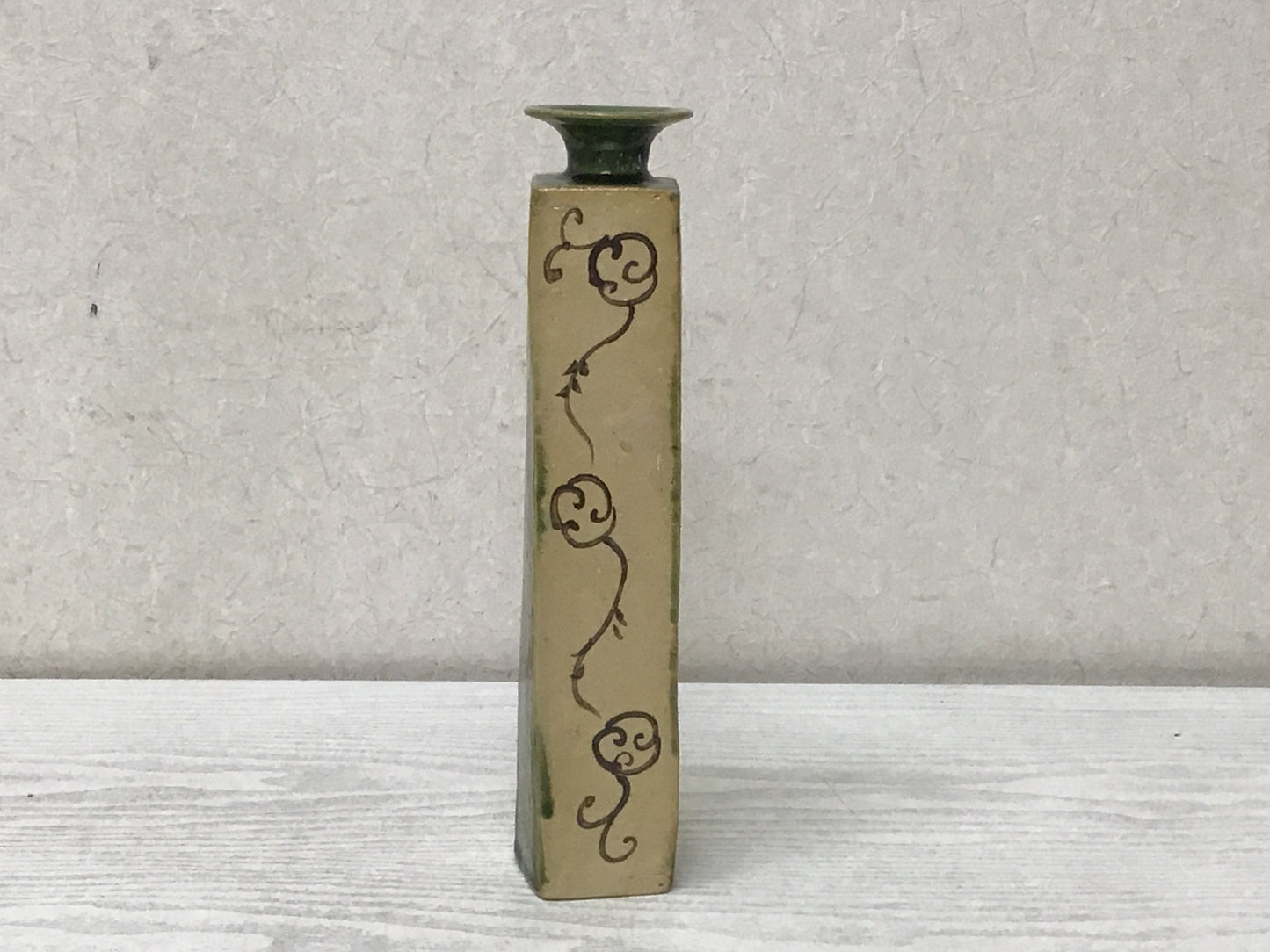 Y2681 FLOWER VASE Oribe-ware signed box Japan antique ikebana interior decor