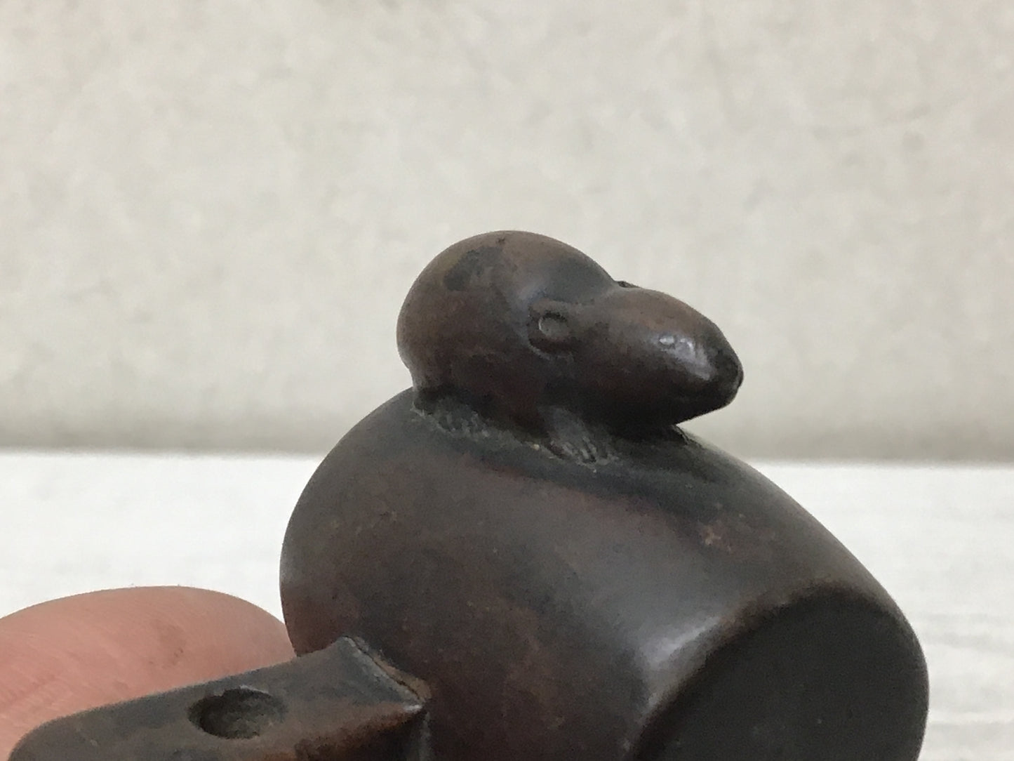 Y2686 NETSUKE Mouse Lucky Mallet wood carving toggle Japan Traditional Antique