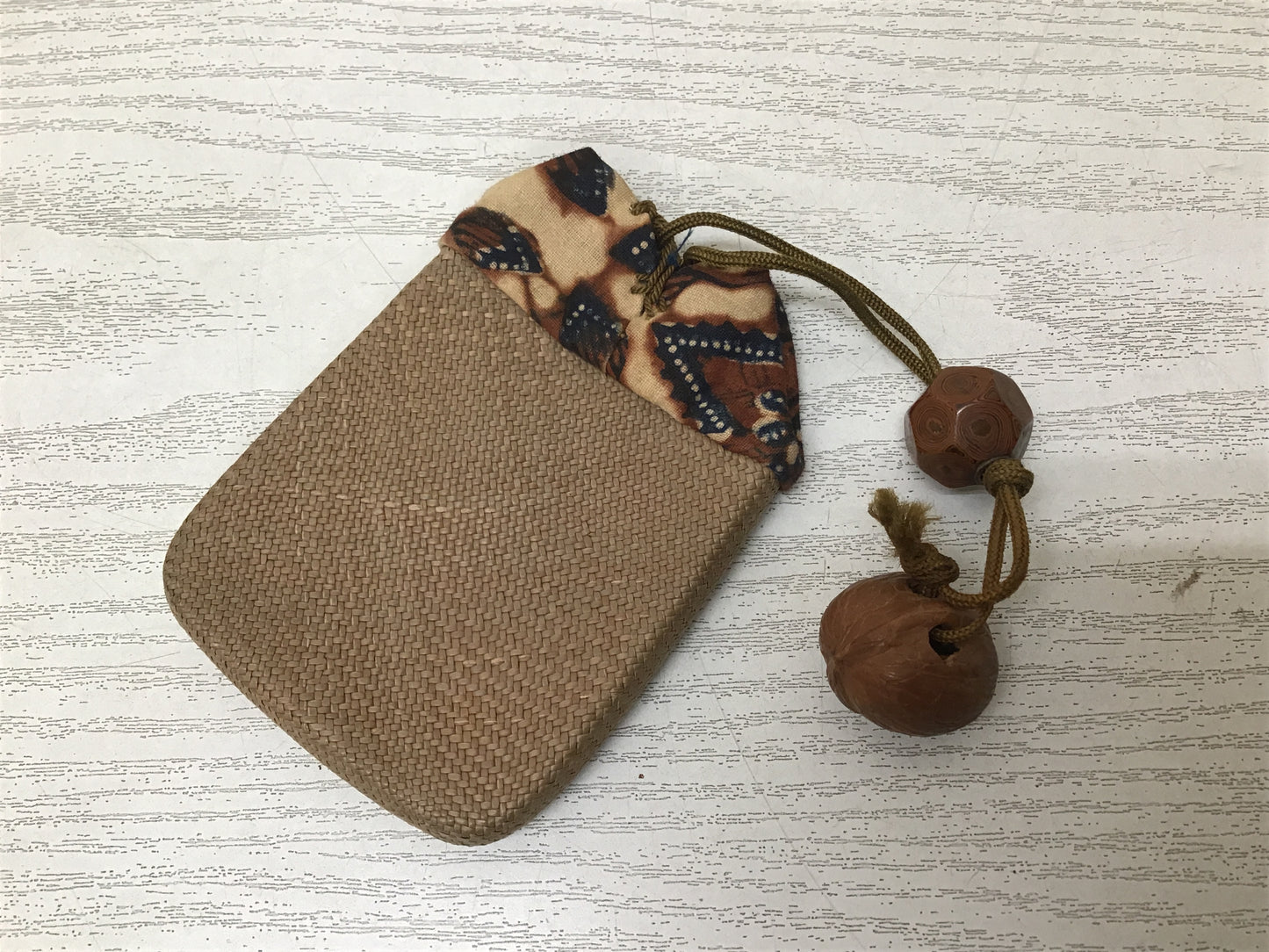 Y2741 NETSUKE Wisteria knitting string fastener Japan Traditional Antique