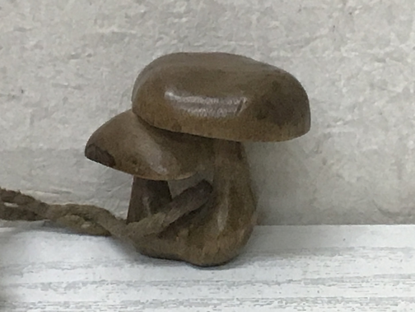 Y2742 NETSUKE Wood carving Mushroom Japan Traditional Antique vintage accessory