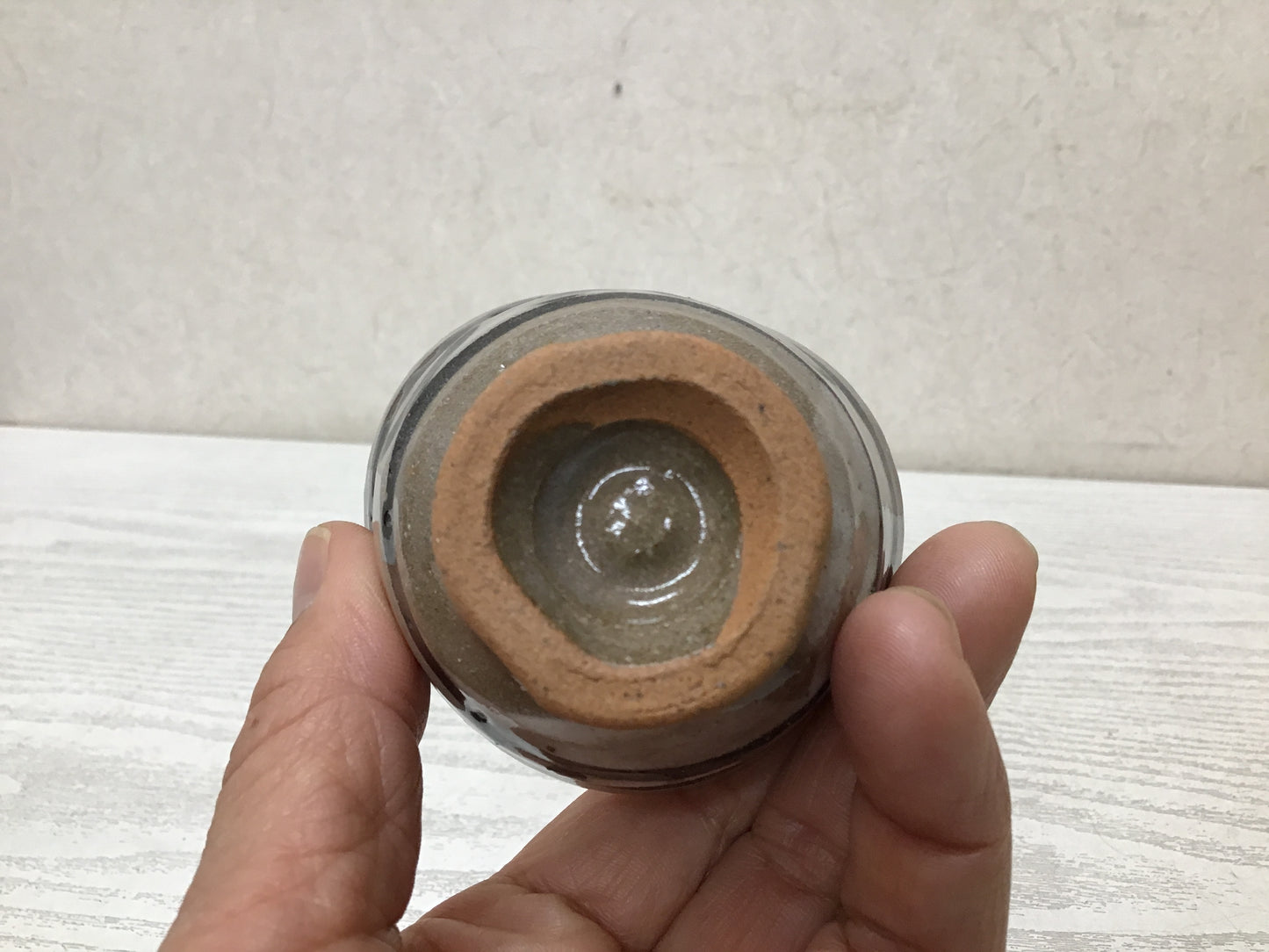 Y2761 CHAWAN Karatsu-ware sake cup signed box Japanese bowl pottery Japan