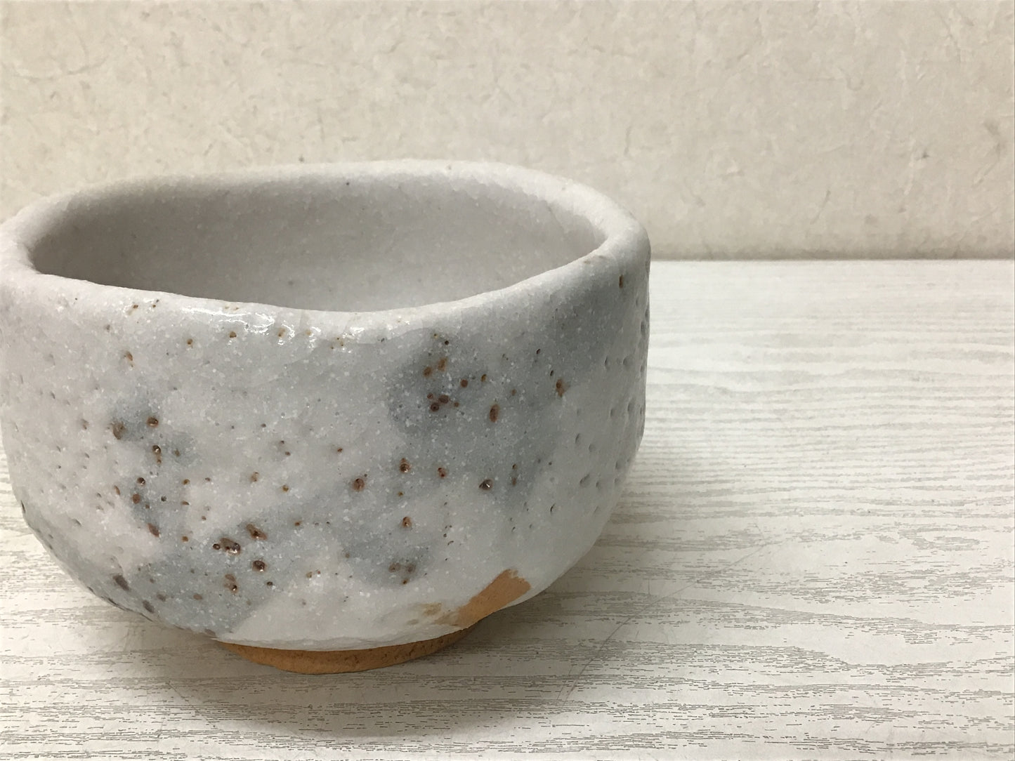 Y2843 CHAWAN Shino-ware signed box Japan tea ceremony bowl antique vintage